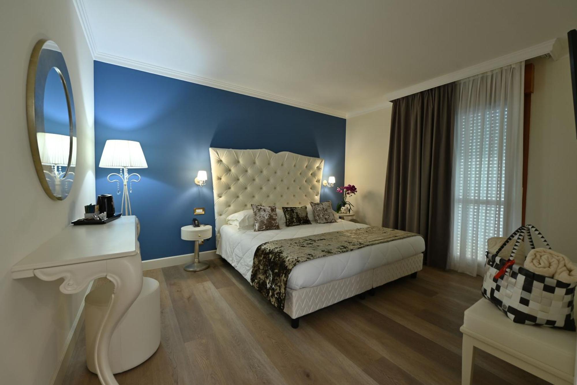 Ca' D'oro Tre Stelle Superior Adults Only